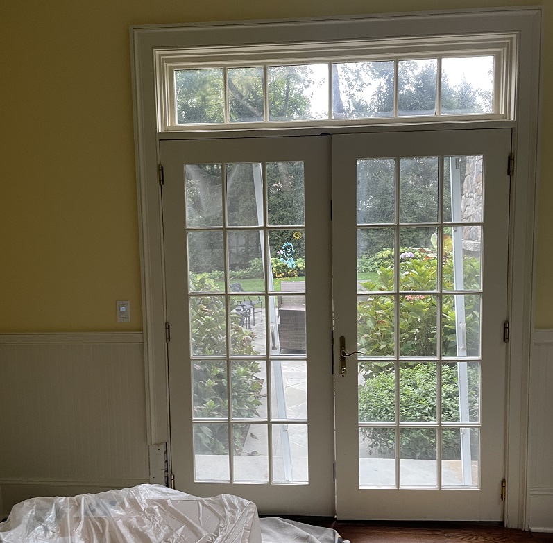 This old door didn't in between the doors 